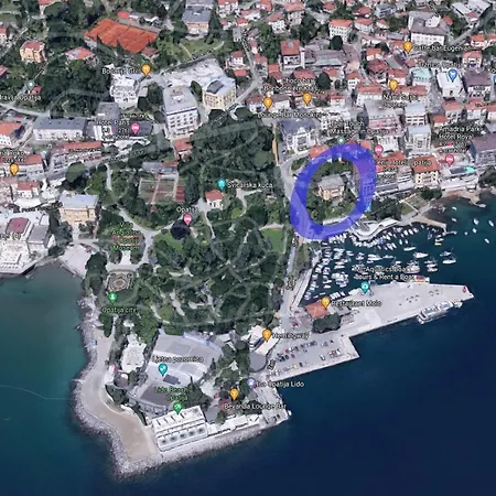 Yacht Club Apartament