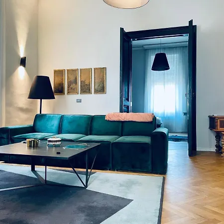 Appartamento Yacht Club *